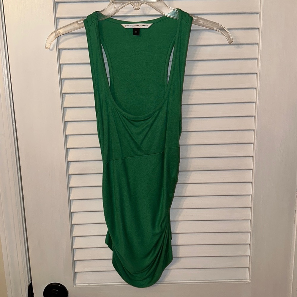 Diane Von Furstenberg green ruched top. Size Small